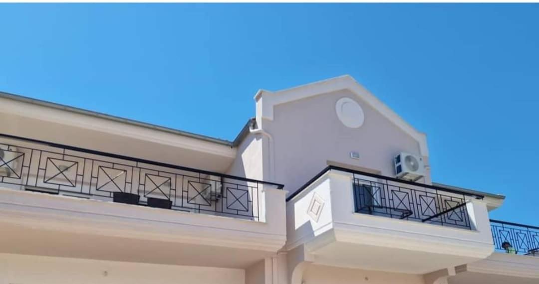 Xanthiotis Apartments Skala Rachoni  Exterior photo